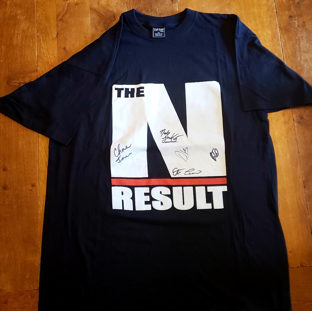 Band concert tour tee autographed shirt